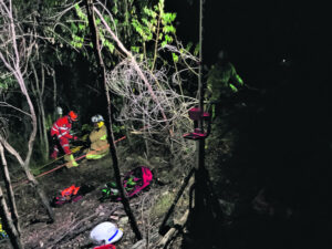 Climbers rescued after becoming stranded on Mt French rockface