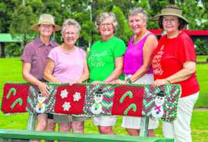 More poles put knitters in a knot of bother