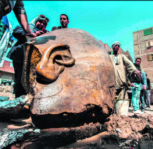 Ozymandias & the Sands of Time – Felicity Smith