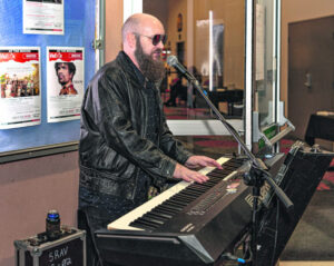 Top Gun cruises in for cinema launch