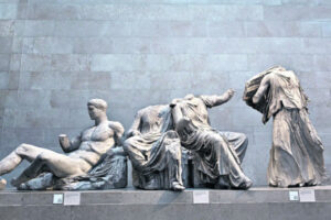 The beauty in broken things – by Felicity Smith