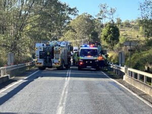 Two truck accident closes Boonah Beaudesert Road