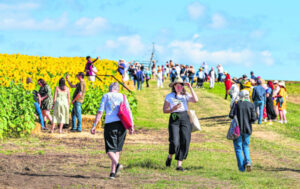 Blue skies and a blooming good time