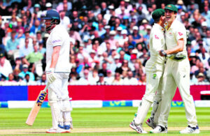 Cricket knights and long echoes of stumping row