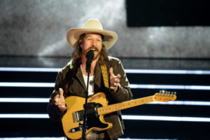 Country music stays alive in top 12