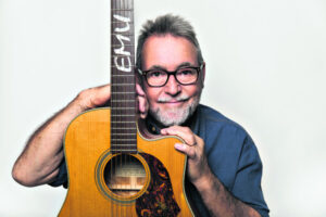 John Williamson settles near Scenic Rim as he winds back touring