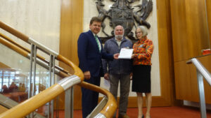 Petition calls for end to secret council meetings