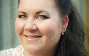 Samantha Caves nominates for Division 5