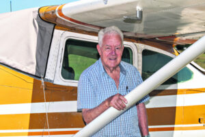 An extraordinary flying career: from a mechanic’s workshop to leading the Roulettes