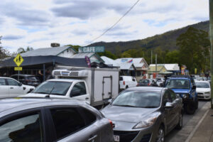 Battling throughCanungra traffic