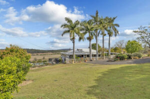Rural retreat with water security, sweeping views