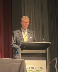 Step and repeat – warehouse planned for industry precinct